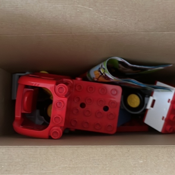 Rare duplo Lego Fire Truck Model 10592 age 2-5 out of stuck - Picture 11 of 11